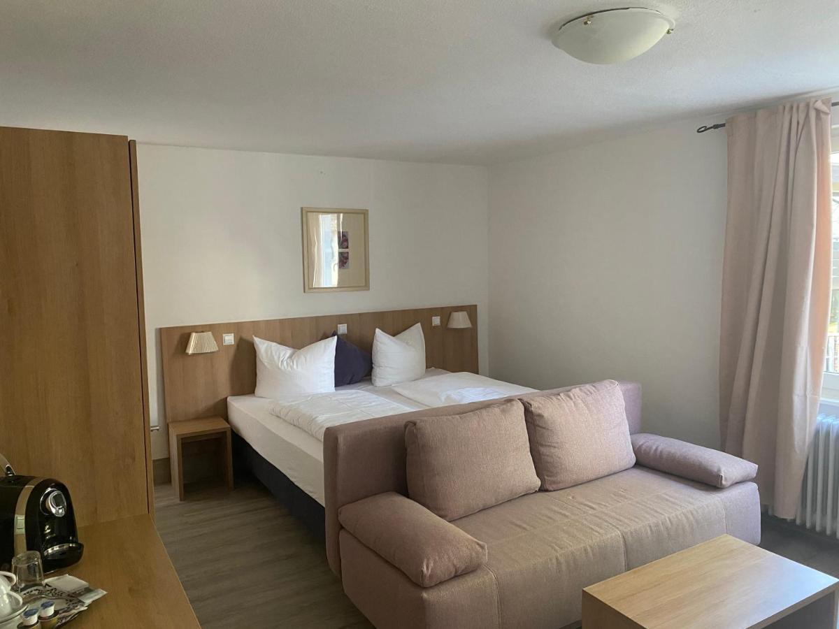 Bodenseehotel Krone & Gaestehaus Bodman-Ludwigshafen Extérieur photo