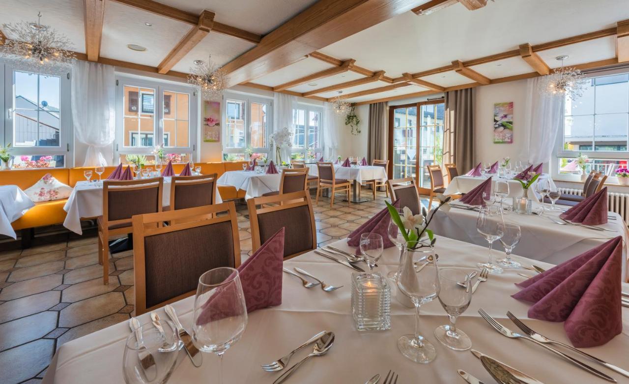 Bodenseehotel Krone & Gaestehaus Bodman-Ludwigshafen Extérieur photo